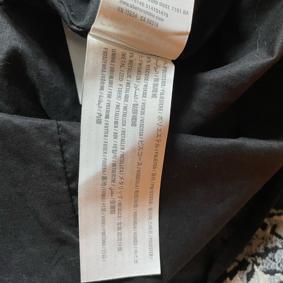 Abercrombie & Fitch Black and Cream Floral Dress - Picture 5 of 5